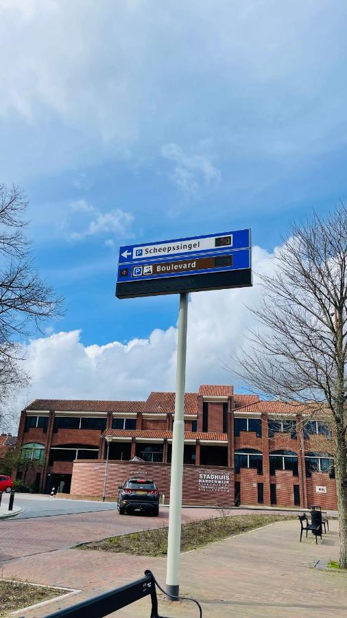 Woonboot 4 Harderwijk Hotel Bagian luar foto
