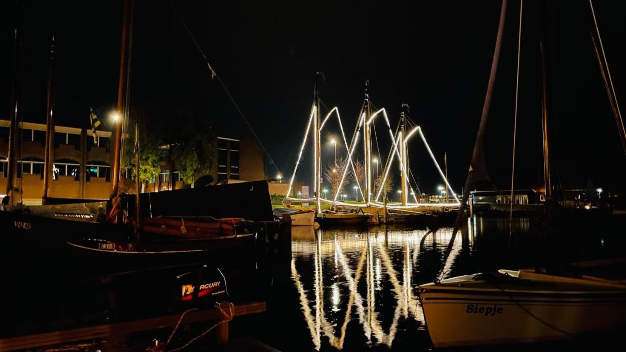 Woonboot 4 Harderwijk Hotel Bagian luar foto