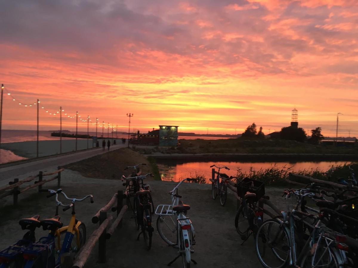 Woonboot 4 Harderwijk Hotel Bagian luar foto